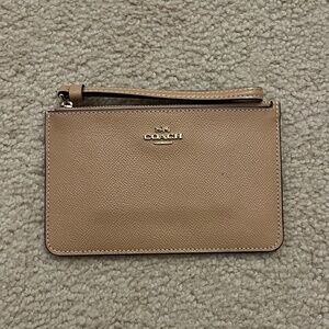 Coach Wristlet Beige